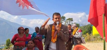 पर्वतमा ६ हजारभन्दा धेरै मतान्तरले चुनाव जित्छौँः नेता पदम गिरी