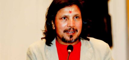 ग्रेटर नेपालको नक्साबारे अभिनेता दीपक भन्छन्- भुईँको टिप्न नखोजौँ, भएकोलाई जोगाऔँ