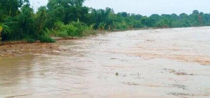 सर्लाहीमा बाढीबाट दुईको मृत्यु, ७२ जनाकोे उद्धार