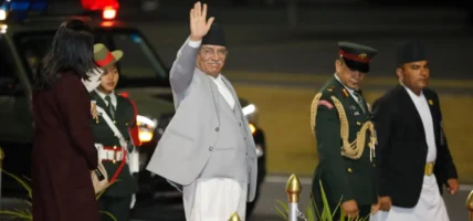 प्रधानमन्त्री दाहाल युगाण्डा प्रस्थान, कार्यवाहकको जिम्मेवारी खड्कालाई